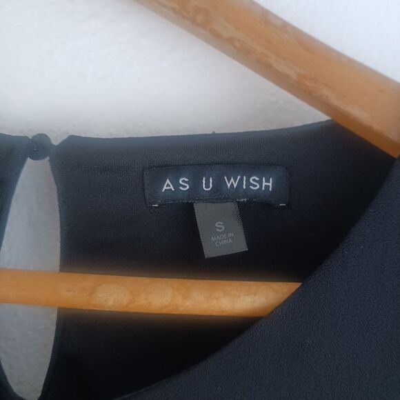 As U Whish cold shoulder black dress size S - Picture 2 of 5